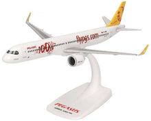 Indlæs billede til gallerivisning AIRBUS A321neo Pegasus Airlines 100th Cumhuriyet hvid/gul/rød 1:200