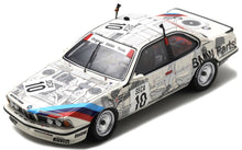 Indlæs billede til gallerivisning BMW 635 Csi #10 PIRRO/RAVAGLIA/BERGER 24H SPA 1986 hvid/grå/blå/rød 1:43
