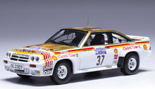 Indlæs billede til gallerivisning OPEL MANTA 400 TEAM GM DEALER SPORT N 37 RALLY RAC LOMBARD 1984 BERTIE FISHER - AUSTIN FRAZER WHITE RED YELLOW 1:43