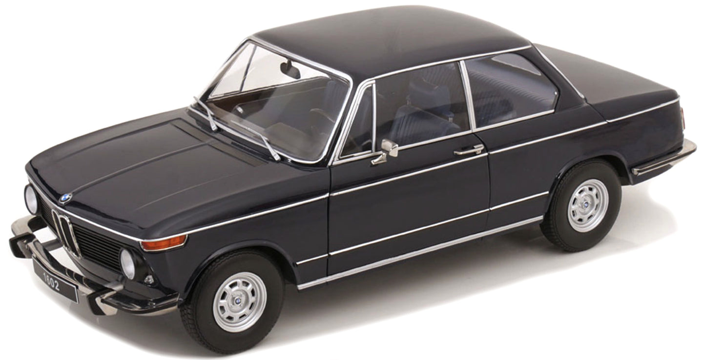 BMW 1602 2.SERIE 1974 mørk blå 1:12