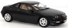 Indlæs billede til gallerivisning ALFA ROMEO GTV 2001 COVENTRY GREEN METALLICn 1:18