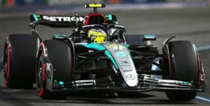 MERCEDES GP F1 W15 EQ PERFORMANCE TEAM AMG PETRONAS MOTORSPORT N 44 2nd LAS VEGAS USA GP 2024 LEWIS HAMILTON BLACK SILVER GREEN 1:43