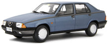 Indlæs billede til gallerivisning ALFA ROMEO 75 1.6-1.8 1985 MET.BLUE 1:18