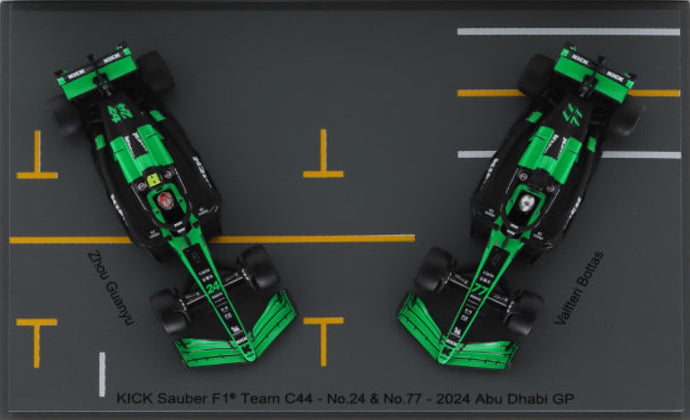 STAKE F1 TEAM KICK SAUBER C44 #24 ZHOU GUANYU + #77 VALTTERI BOTTAS ABU DHABI GP 2024 - 2 CAR SET sort/grøn 1:64