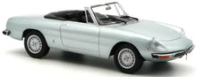 Indlæs billede til gallerivisning ALFA ROMEO 2000 SPIDER 1973 SILVERGREY METALLIC 1:18