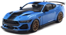 Indlæs billede til gallerivisning FORD USA MUSTANG SHELBY SUPER SNAKE COUPE 2025 BLUE MET BLACK 1:18