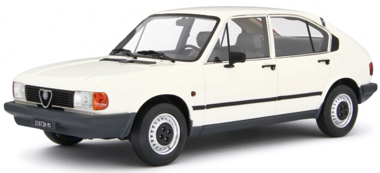 Alfa Romeo ALFASUD 1.2 4 PORTE 1980 hvid 1:18