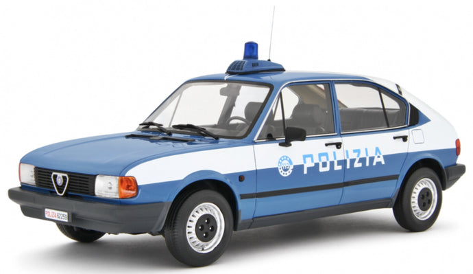 Alfa Romeo ALFASUD 1.2 4 PORTE - POLIZIA 1980 lys blå/hvid 1:18