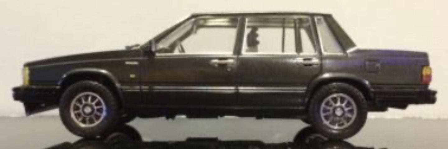 VOLVO 760 TURBO INTERCOOLER 1985 GREY 1:18