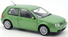 Indlæs billede til gallerivisning VW GOLF GTI 1998 COSMIC GREEN METALLIC 1:18