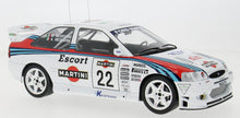 Indlæs billede til gallerivisning FORD ENGLAND ESCORT WRC TEAM MARTINI RACING JOLLY CLUB N 22 RALLY SANREMO 1998 ANGELO MEDEGHINI - BARBARA CAPOFERRI MEDEGHINI WHITE RED BLUE 1:18