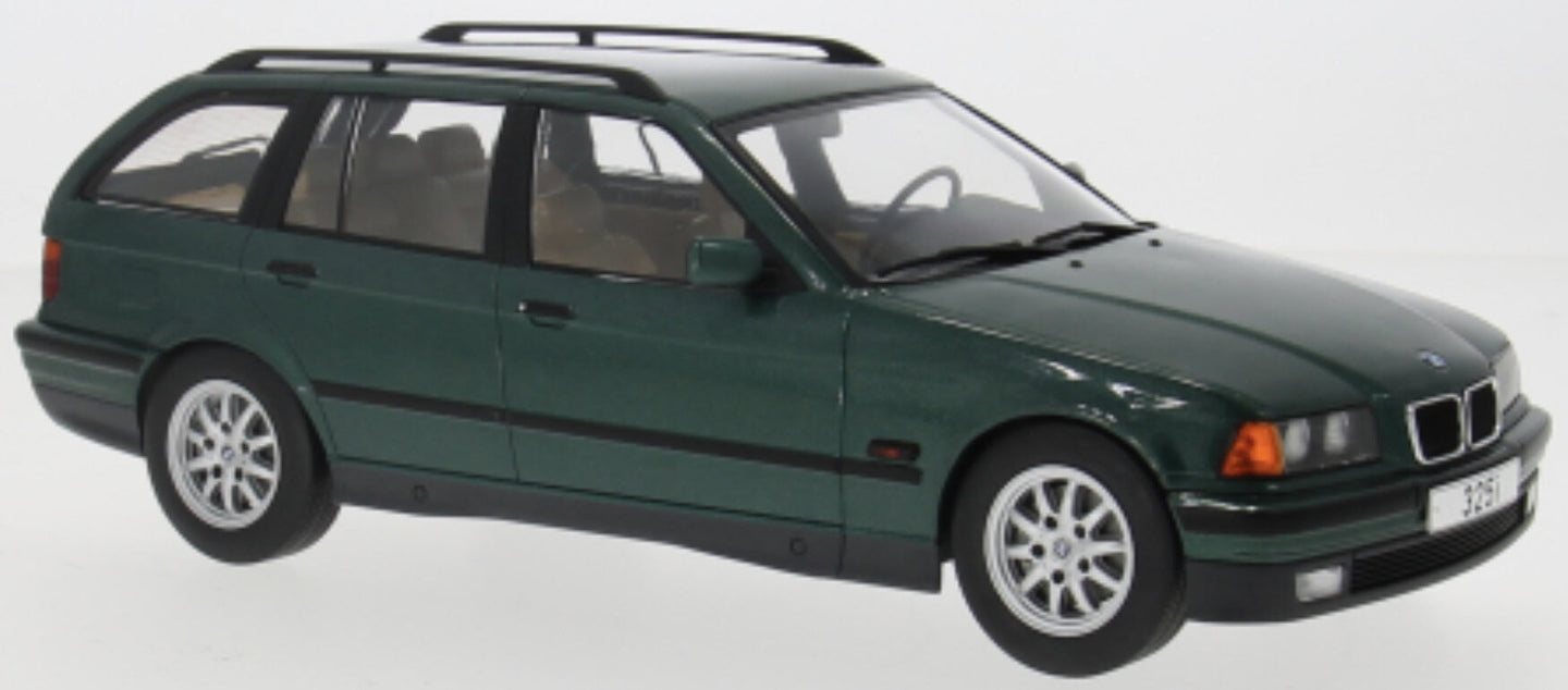 BMW 3-SERIES 325i TOURING SW STATION WAGON 1995 DARK GREEN MET 1:18
