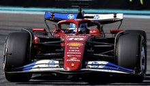 Indlæs billede til gallerivisning FERRARI F1 SF-25 TEAM SCUDERIA FERRARI HP N 16 MIAMI GP 2025 CHARLES LECLERC WITH SHOWCASE RED BLUE WHITE 1:18