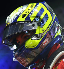 Indlæs billede til gallerivisning CHARLES LECLERC HELMET - SAUDI ARABIAN GP 2024 blå/gul/sølv 1:5