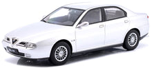 Indlæs billede til gallerivisning Alfa Romeo 166 1999 sølv metallic 1:18