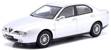 Indlæs billede til gallerivisning Alfa Romeo 166 1999 sølv metallic 1:18