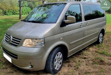 Indlæs billede til gallerivisning VOLKSWAGEN T5 MULTIVAN MINIBUS 2003 BEIGE MET 1:18