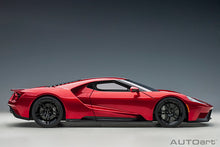 Indlæs billede til gallerivisning FORD USA GT 2017 LIQUID RED SILVER STRIPES 1:12