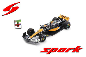 MCLAREN F1 TEAM MCL60 #4 LANDO NORRIS 2nd BRITISH GP 2023 + PITBOARD orange/sort/blå 1:18