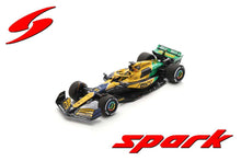 Indlæs billede til gallerivisning Mclaren MCL 38 #81 OSCAR PIASTRI 2nd MONACO GP - SENNA 30th ANNIVERSARY LIVERY 2024 gul/blå/grøn 1:18