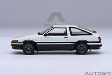 Indlæs billede til gallerivisning TOYOTA SPRINTER TRUENO (AE86) INITIAL D LEGEND 1 1980 WHITE 1:64