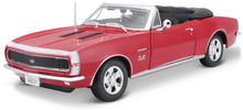 Indlæs billede til gallerivisning CHEVROLET CAMARO SS 396 CABRIOLET 1967 rød/hvid 1:18