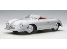 Indlæs billede til gallerivisning 1/18 Porsche 356 Number 1, silver  1:18