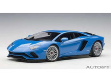 Indlæs billede til gallerivisning 2017 Lamborghini Aventador S, pearl blue 1:18