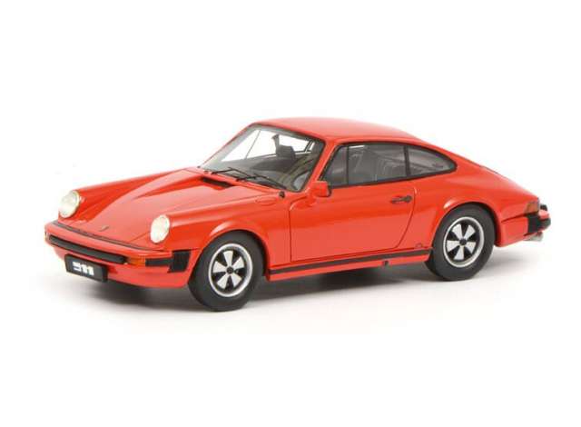 1/18 1977 Porsche 911 Coupe, red 1:18