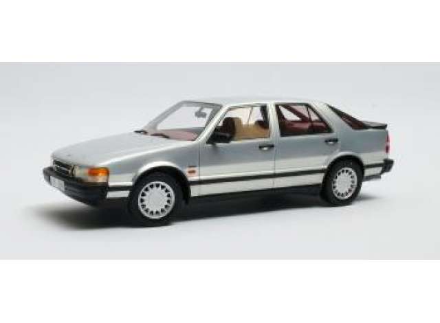 1/18 1984 Saab 9000 Turbo, silver 1:18