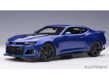 Indlæs billede til gallerivisning 2017 Chevrolet Camaro ZL1, blue 1:18