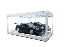 Indlæs billede til gallerivisning Modern Led Show Case white with mirror back 1:18