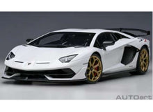 Indlæs billede til gallerivisning 1/18 Lamborghini Aventador SVJ, bianco asopo 1:18