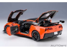 Indlæs billede til gallerivisning 1/18 Chevrolet Corvette C7 ZR1, sebring orange tintcoat 1:18