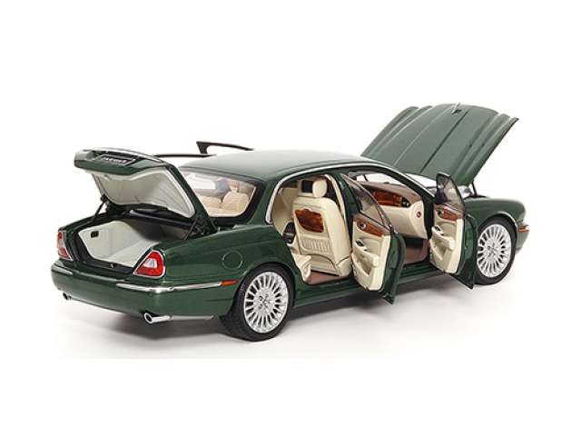 1/18 Jaguar XJ6 (X350), racing green 1:18