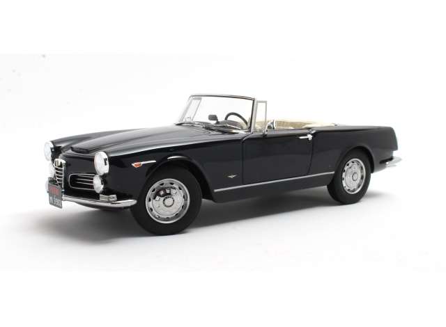 1/18 1961 Alfa Romeo 2600 Spyder Touring, blue 1:18