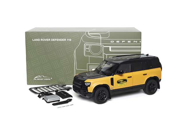 1/18 2023 Land Rover Defender 110 Trophy Edition, yellow/black 1:18