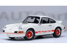 Indlæs billede til gallerivisning 1/18 Porsche 911 Carrera 2.7 RS *The Circuit Wolf*, white/red 1:18