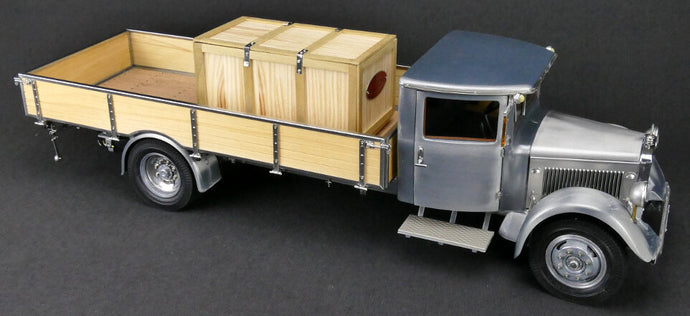 MERCEDES BENZ LO2750 PLATFORM TRUCK WITH WOODEN BOX CAR TRANSPORTER 1936 GREY WOOD 1:18