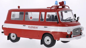 BARKAS B 1000 KLEINBUS FEUERWEHR AMBULANCE 1965 rød/hvid 1:18