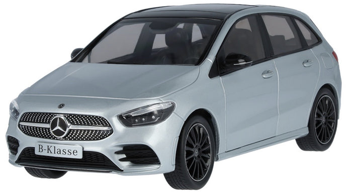 Mercedes Benz B-KLASSE (W247) 2018 sølv 1:18 fra MERCEDES BENZ DEALERMODEL