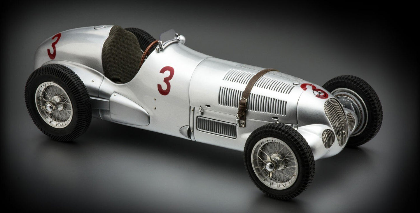 Mercedes Benz W125 #3 VON BRAUCHITSCH GP DONINGTON 1937 Limited Edition sølv 1:18