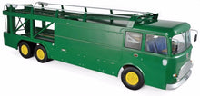 Indlæs billede til gallerivisning FIAT BARTOLETTI 306/2 3-ASSI TRUCK TEAM DAVID PIPER RACING CAR TRANSPORTER 1970 GREEN 1:18