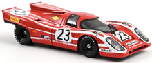 Indlæs billede til gallerivisning PORSCHE 917K 4.9L TEAM SALZBURG N 23 WINNER 24h LE MANS 1970 HANS HERRMANN - RICHARD ATTWOOD RED WHITE 1:18