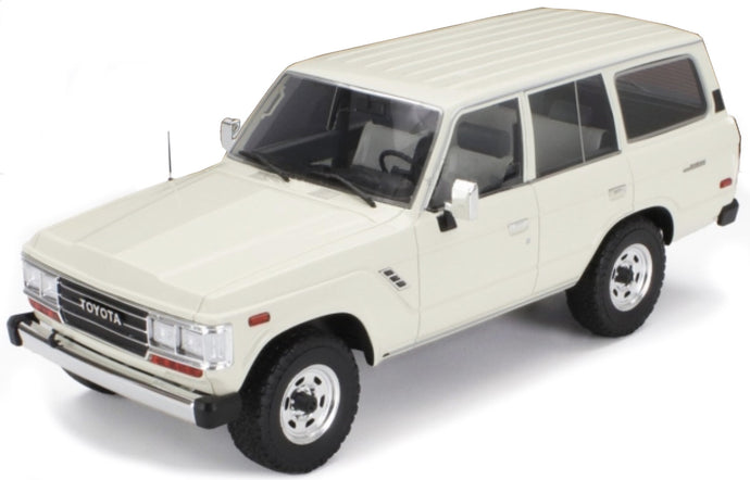 Toyota LAND CRUISER J60 1987 hvid 1:18
