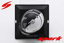 Indlæs billede til gallerivisning BELL HELMET F1 CASCO HELMET WILLIAMS FW45 TEAM WILLIAMS RACING N 23 BRITISH GP 2023 ALEXANDER ALBON WHITE BLACK 1:5