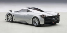 Indlæs billede til gallerivisning PAGANI HUAYRA METALLIC SILVER 2012 1:43
