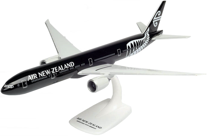 Boeing 777-300ER Air New Zealand All Blacks sort/grå 1:200