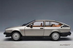 1/18 1980 Alfa Romeo Alfetta GTV 2.0, silver 1:18