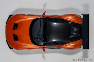 Aston Martin Vulcan, madagascar orange 1:18